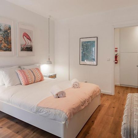 Happy Corner In The Heart Of Porto By Lovelystay Bagian luar foto